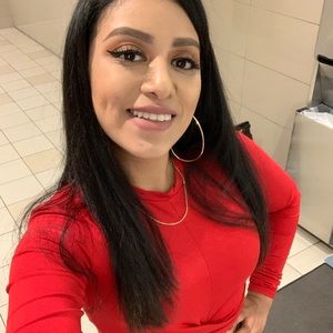 Meet your Posher, Graciela